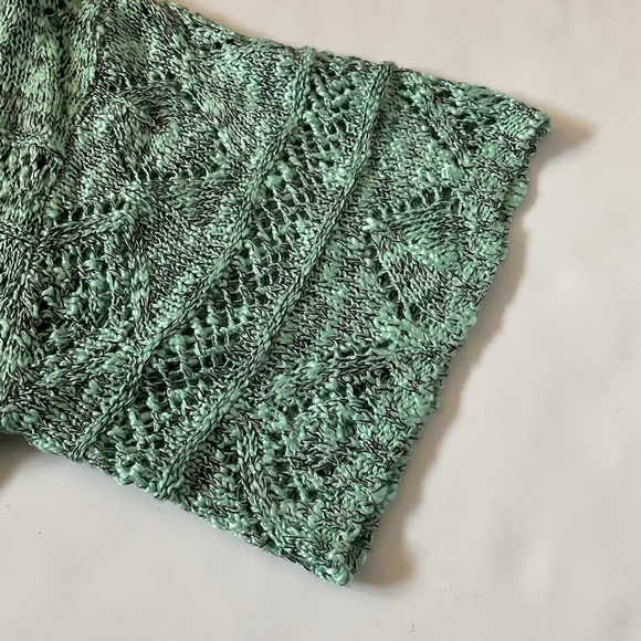 Carolyn Taylor Cardigan - Picture 2 of 9